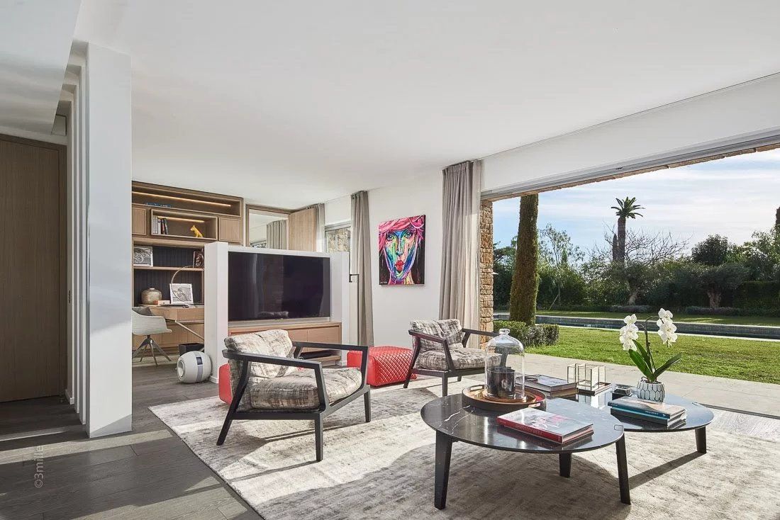 Location saisonnière Villa Antibes 7&nbsp;Pièces 330&nbsp;m²