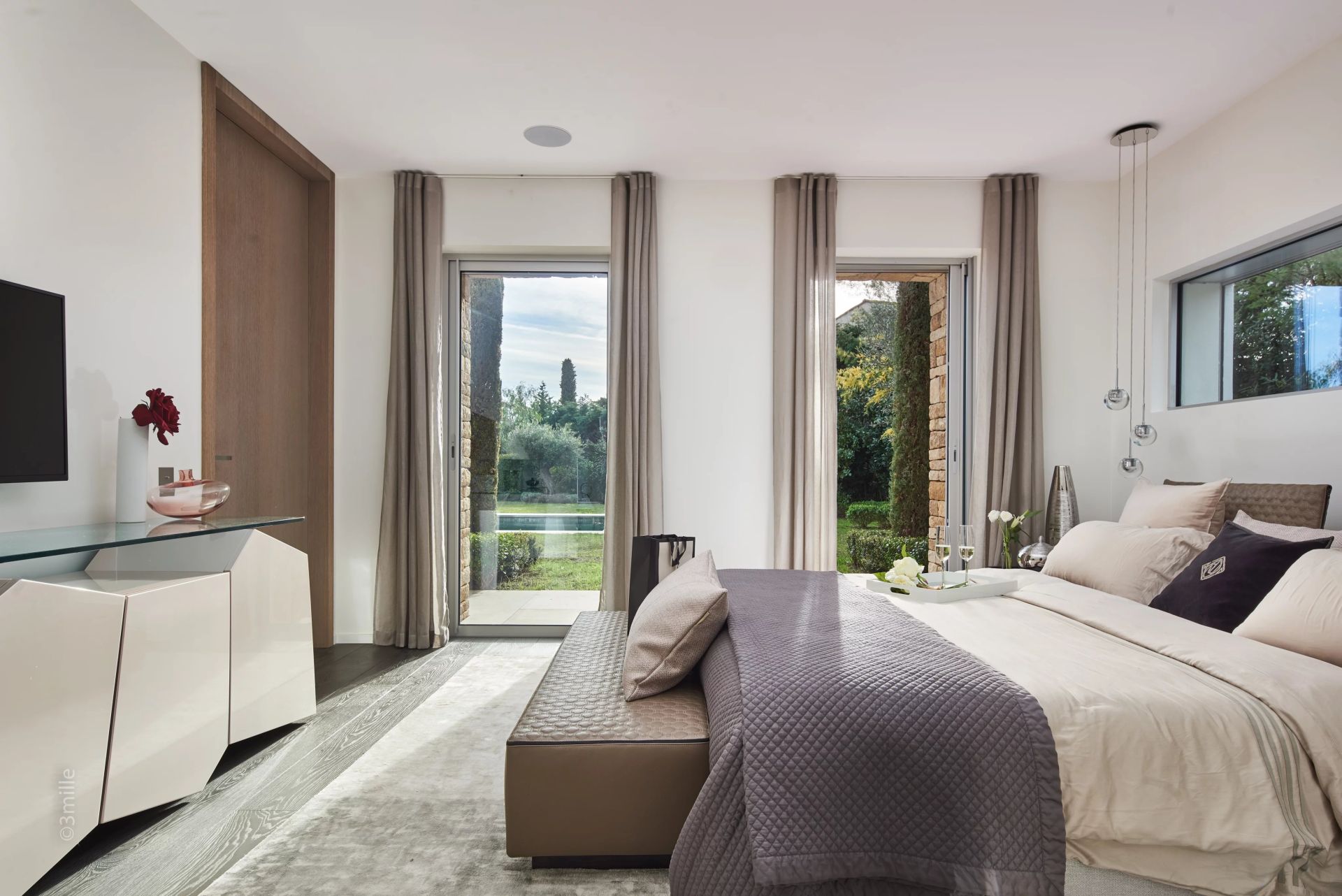 villa 7 Pièces en location saisonnière sur Antibes (06160)