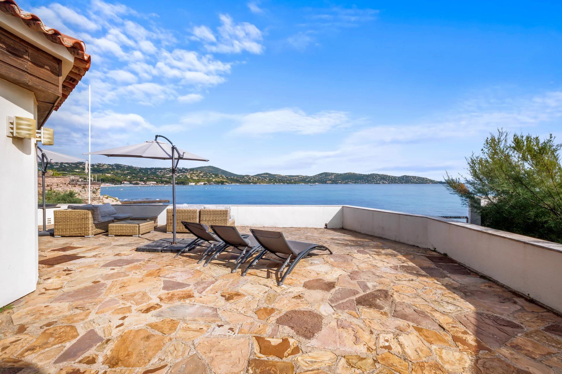 villa 5 Rooms for sale on Sainte-Maxime (83120)