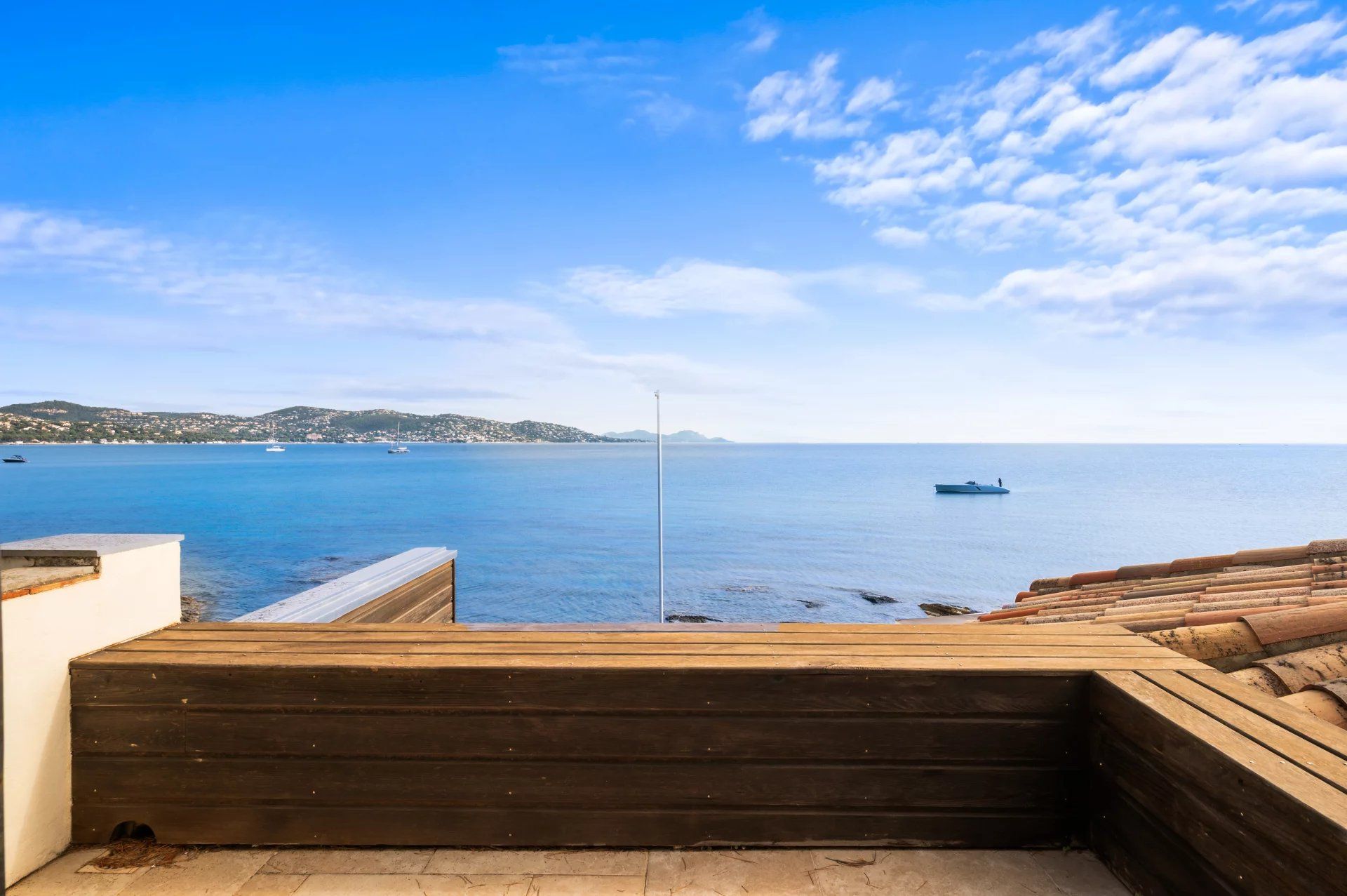 villa 5 Rooms for sale on Sainte-Maxime (83120)