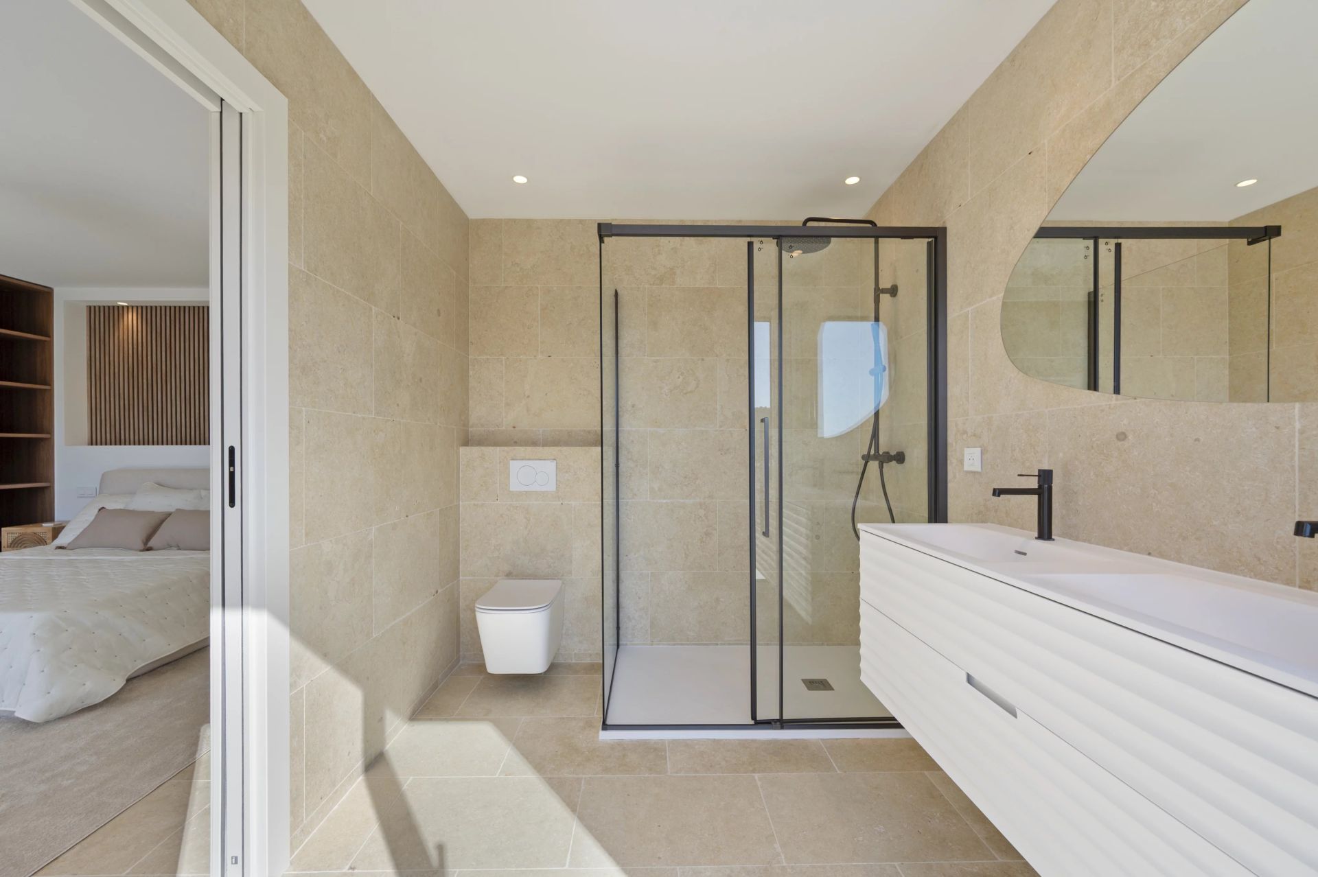 villa 8 Rooms for sale on La Turbie (06320)