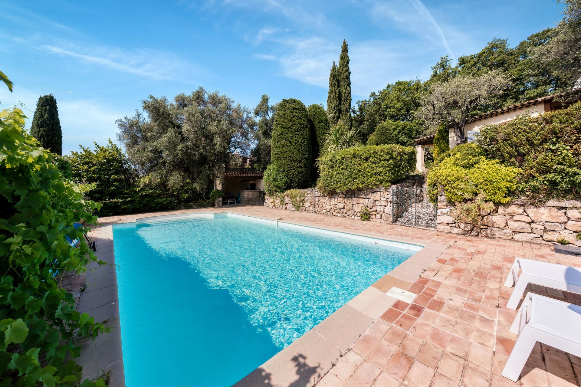villa 9 Pièces en vente sur Le Rouret (06650)