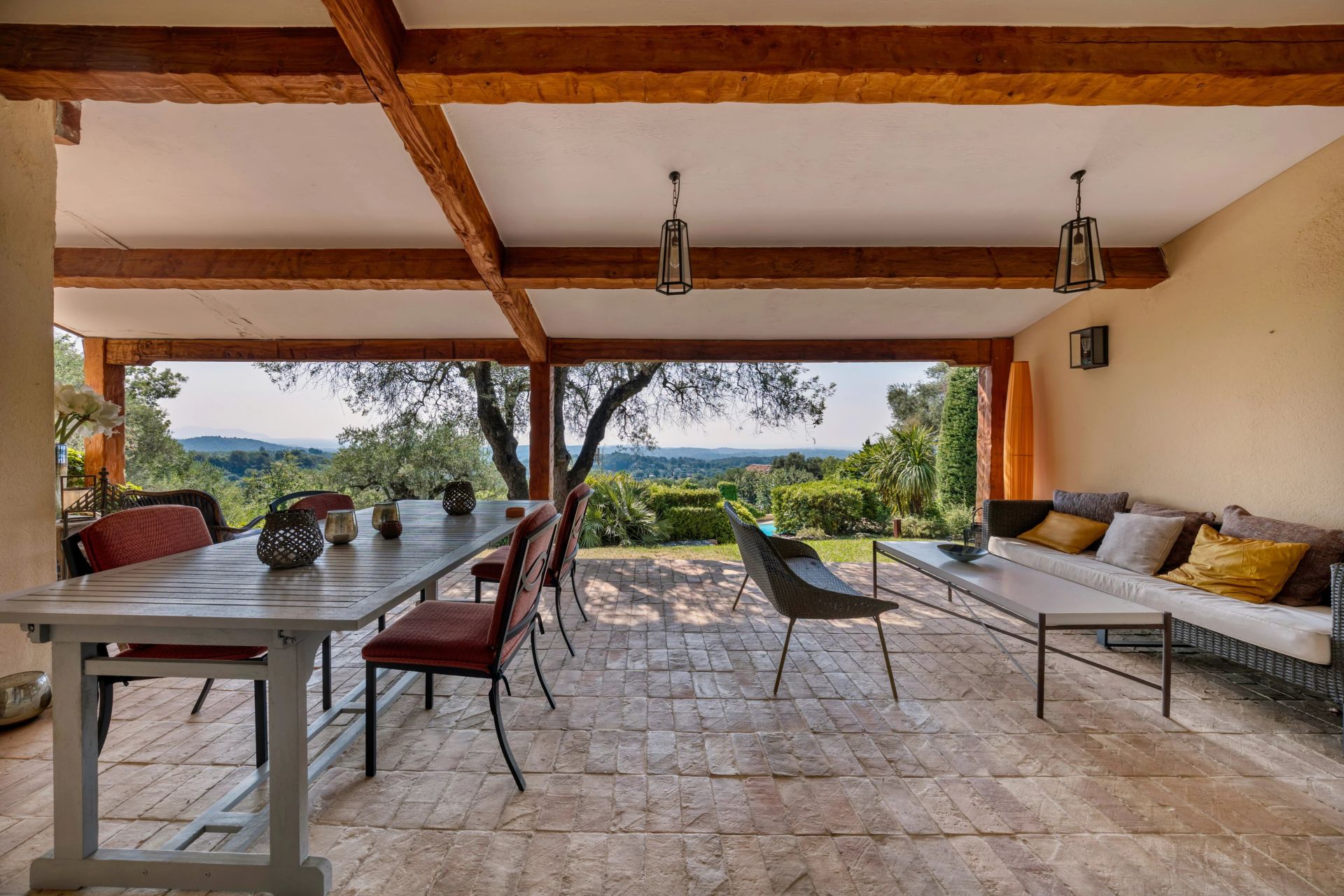 Vente Villa Le Rouret 9&nbsp;Pièces 186.24&nbsp;m²