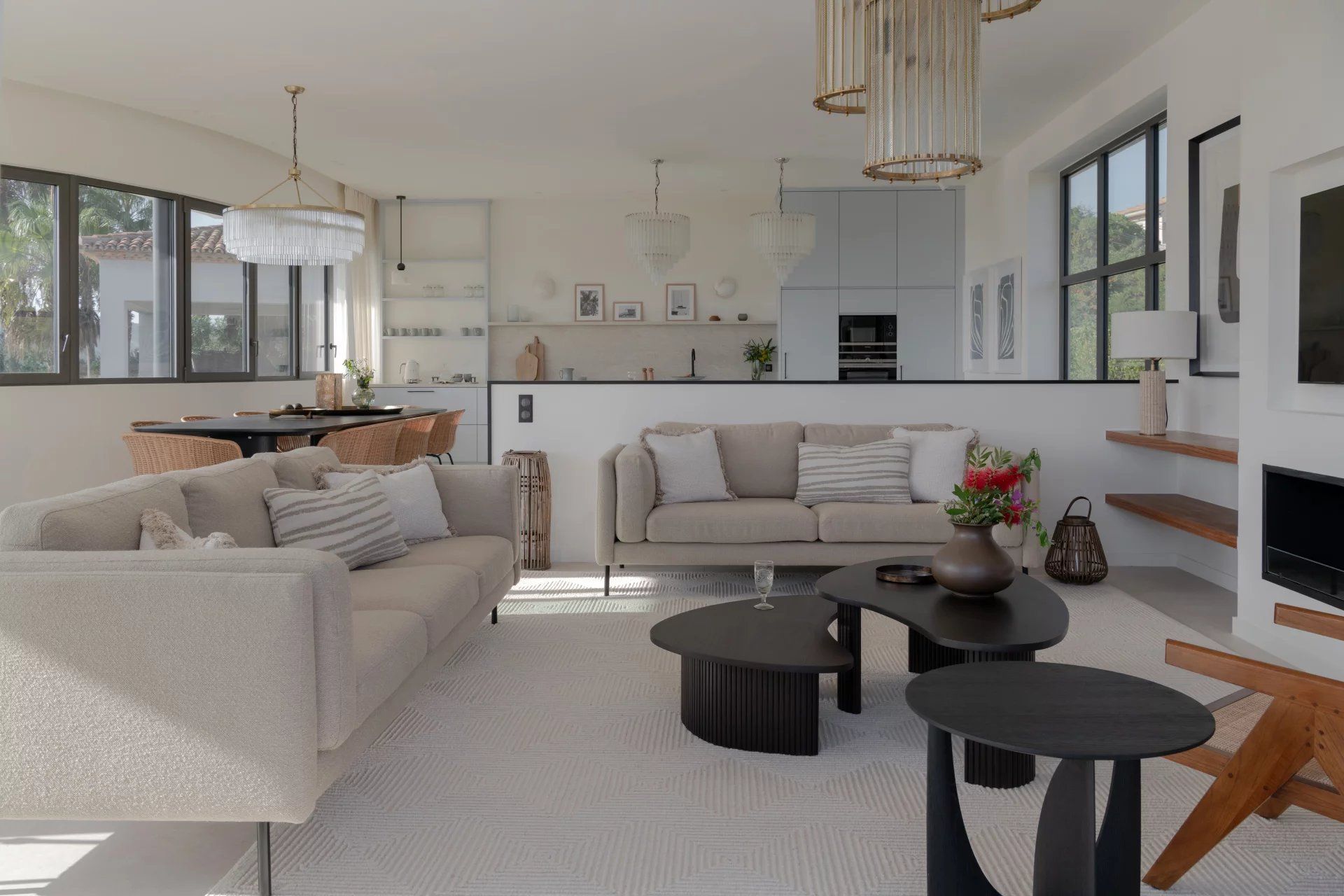 villa 5 Rooms for seasonal rent on Sainte-Maxime (83120)