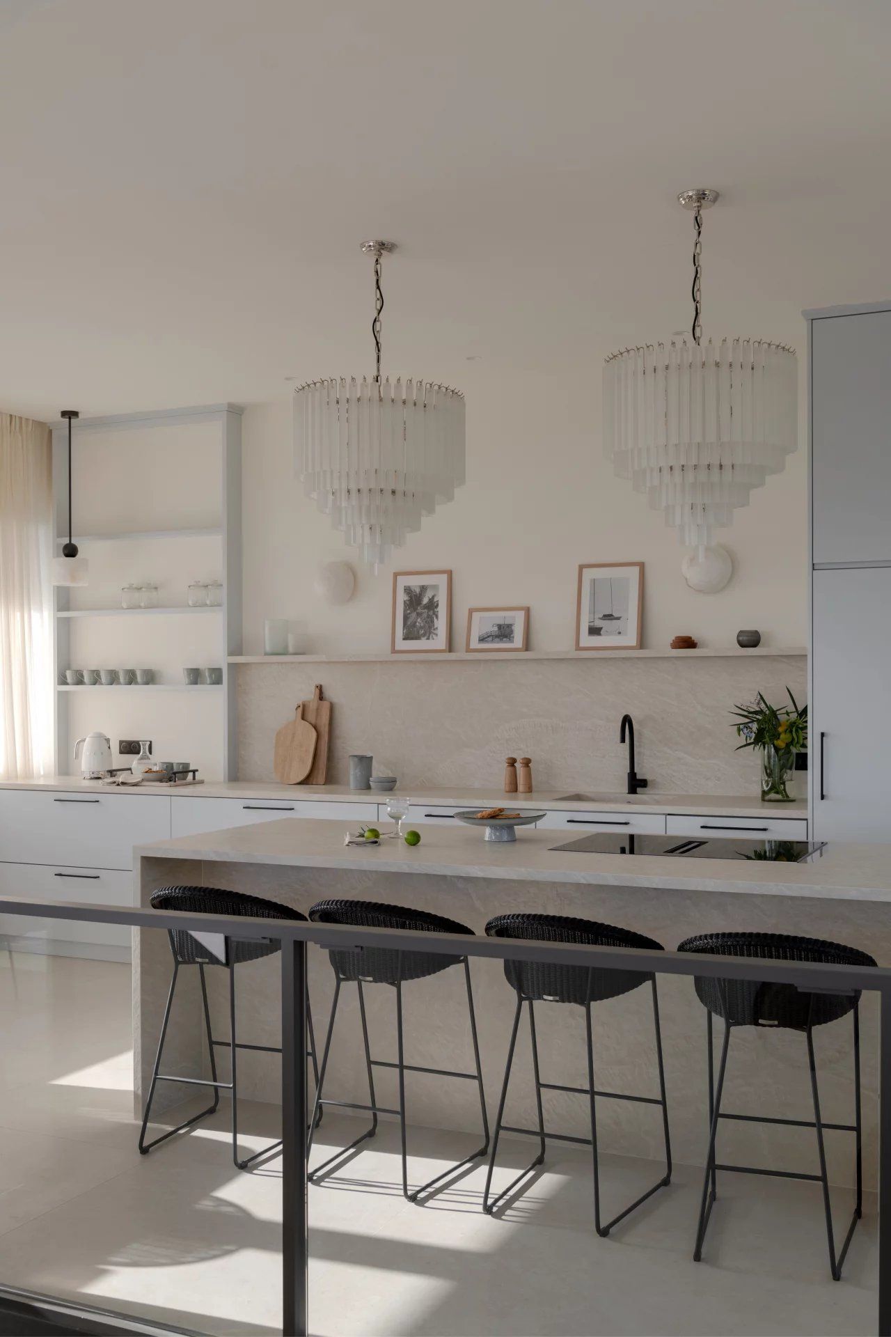 villa 5 Rooms for seasonal rent on Sainte-Maxime (83120)