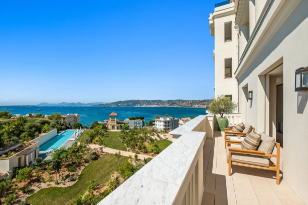 Sale Apartment Antibes 4&nbsp;Rooms 166&nbsp;m²