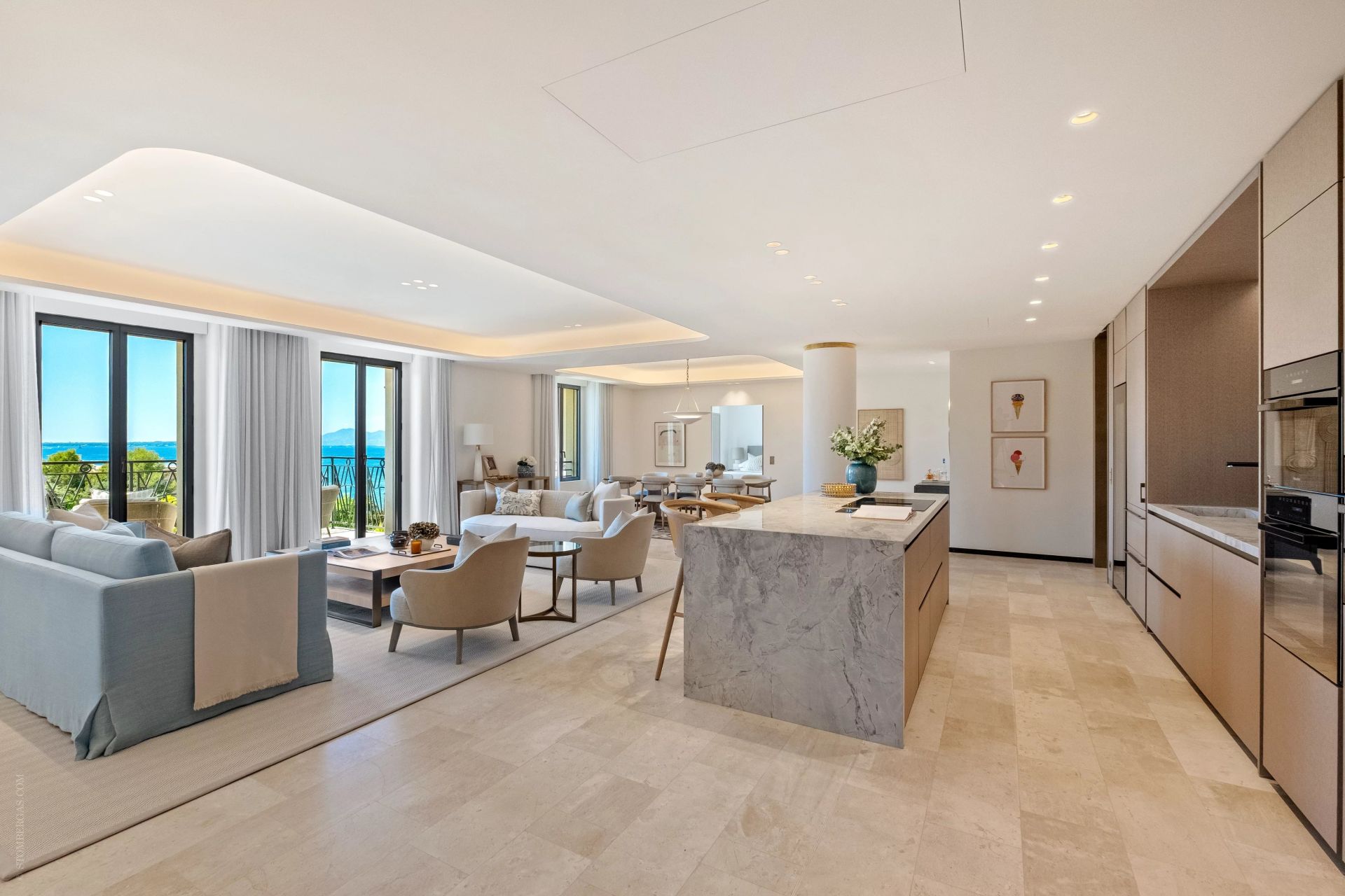 apartment 5 Rooms for sale on Antibes (06160)