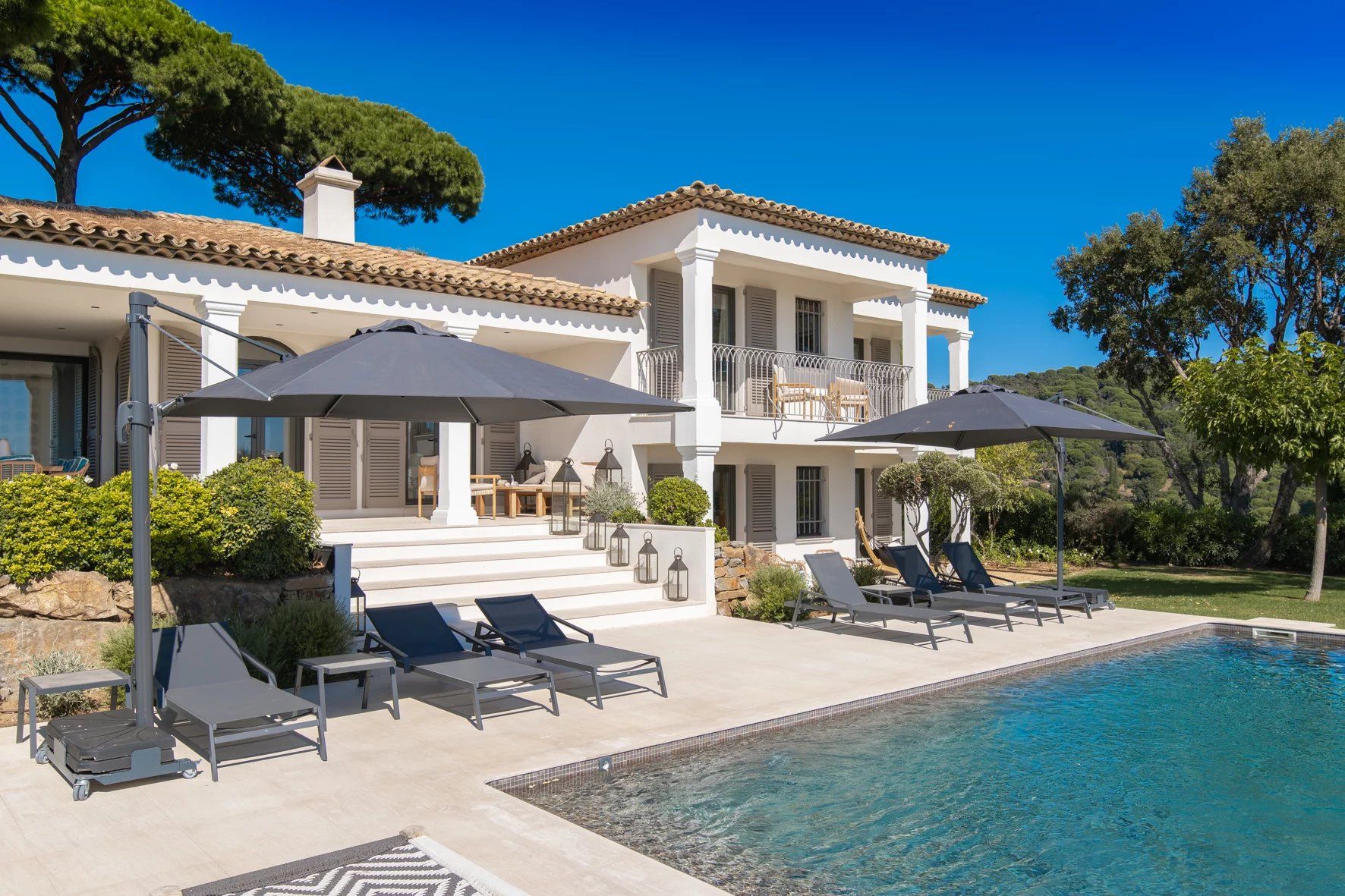 villa 5 Rooms for seasonal rent on La Croix-Valmer (83420)