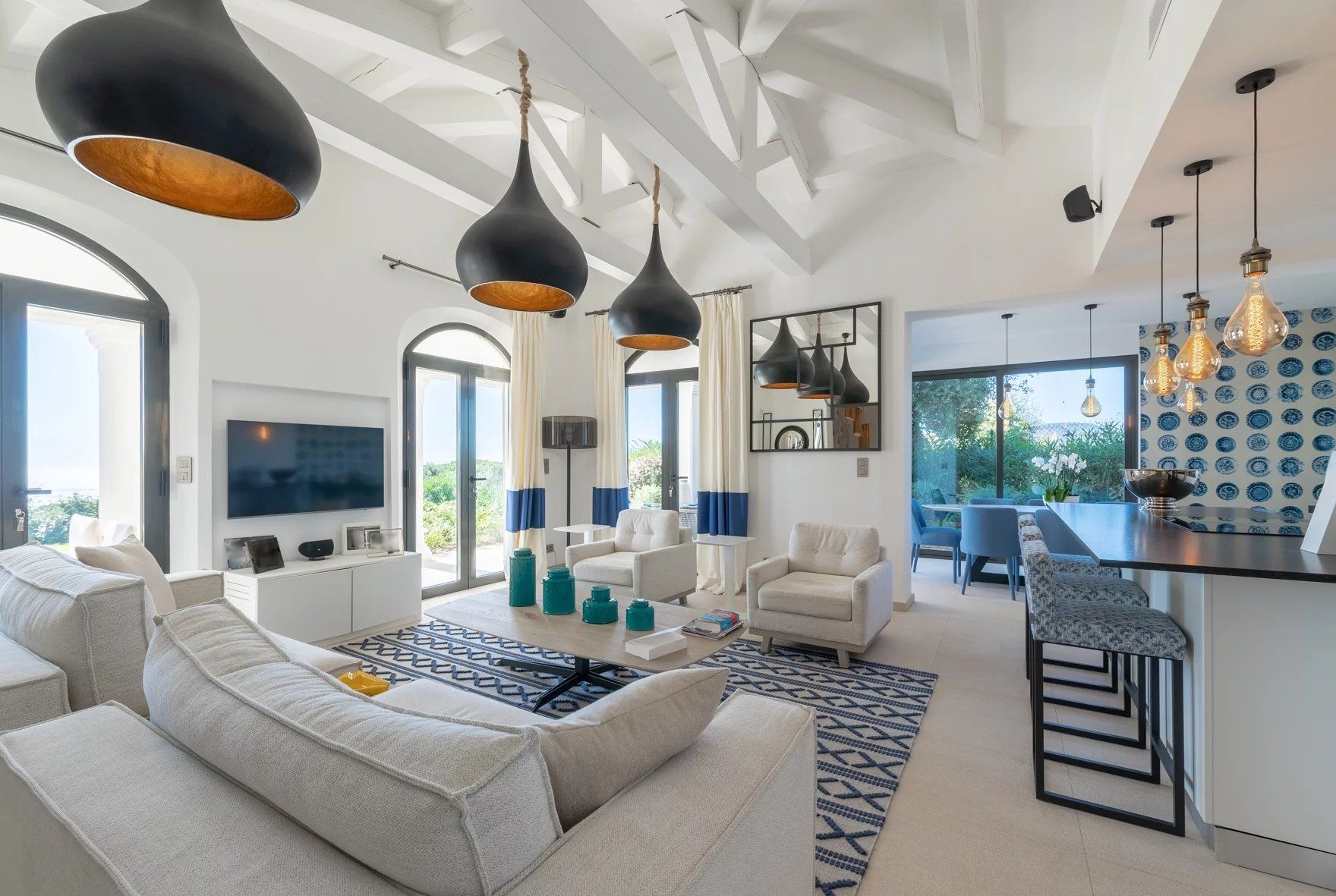 villa 5 Rooms for seasonal rent on La Croix-Valmer (83420)