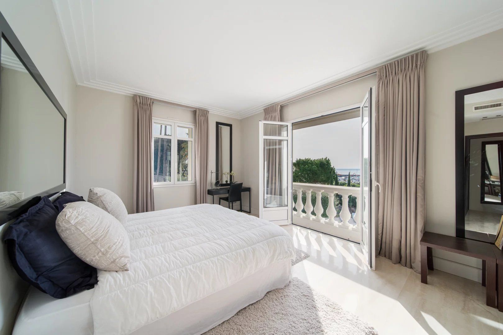 villa 8 Pièces en vente sur Antibes (06160)