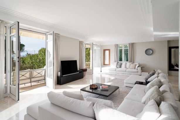 Vente Villa Antibes 8&nbsp;Pièces 310&nbsp;m²