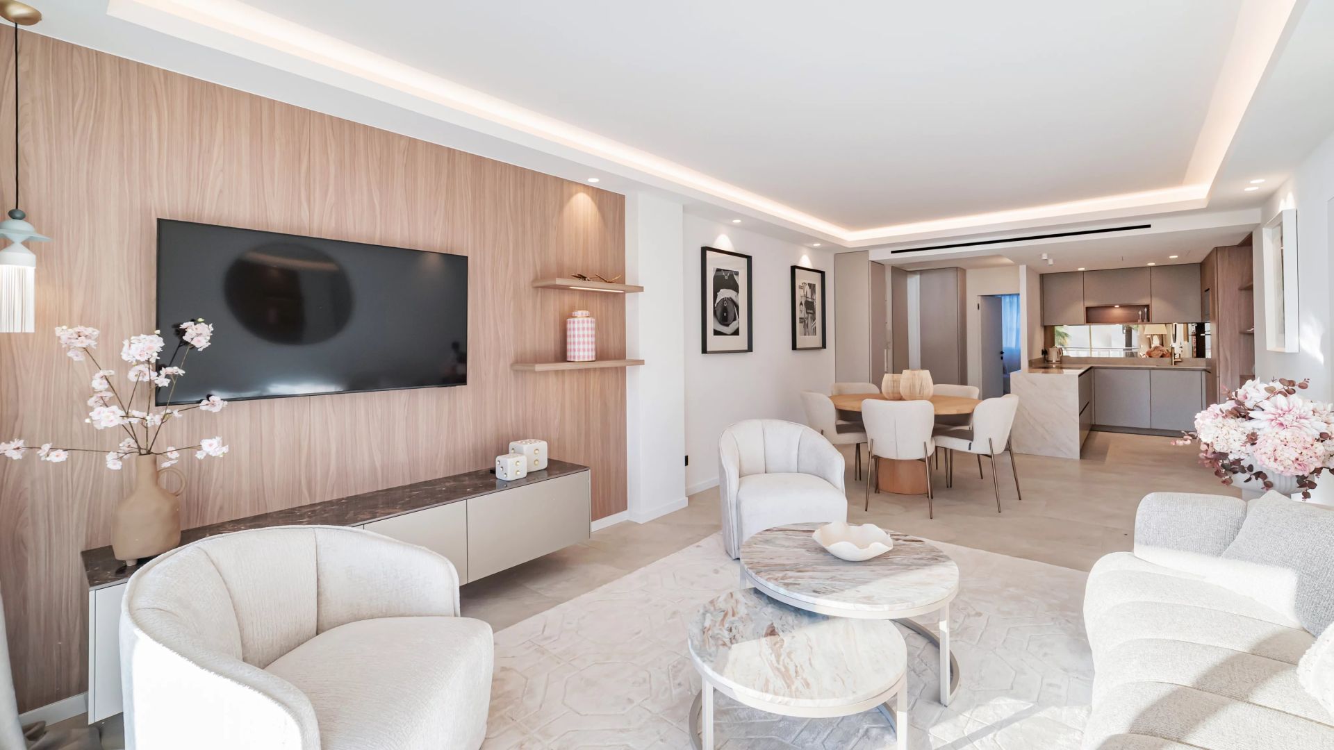 apartment 3 Rooms for sale on Cannes (06400)