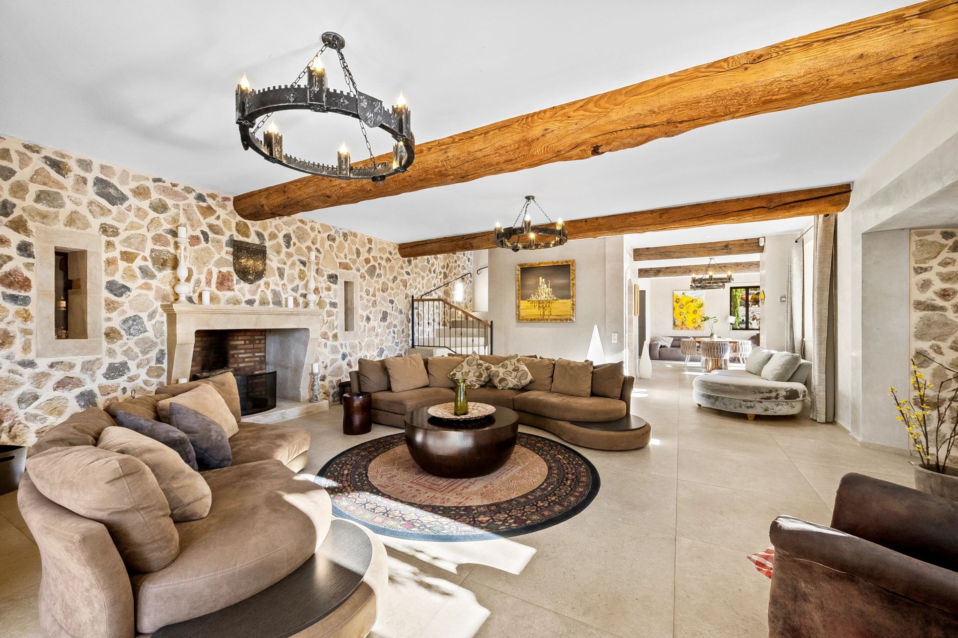 villa 7 Pièces en vente sur Tourrettes (83440)