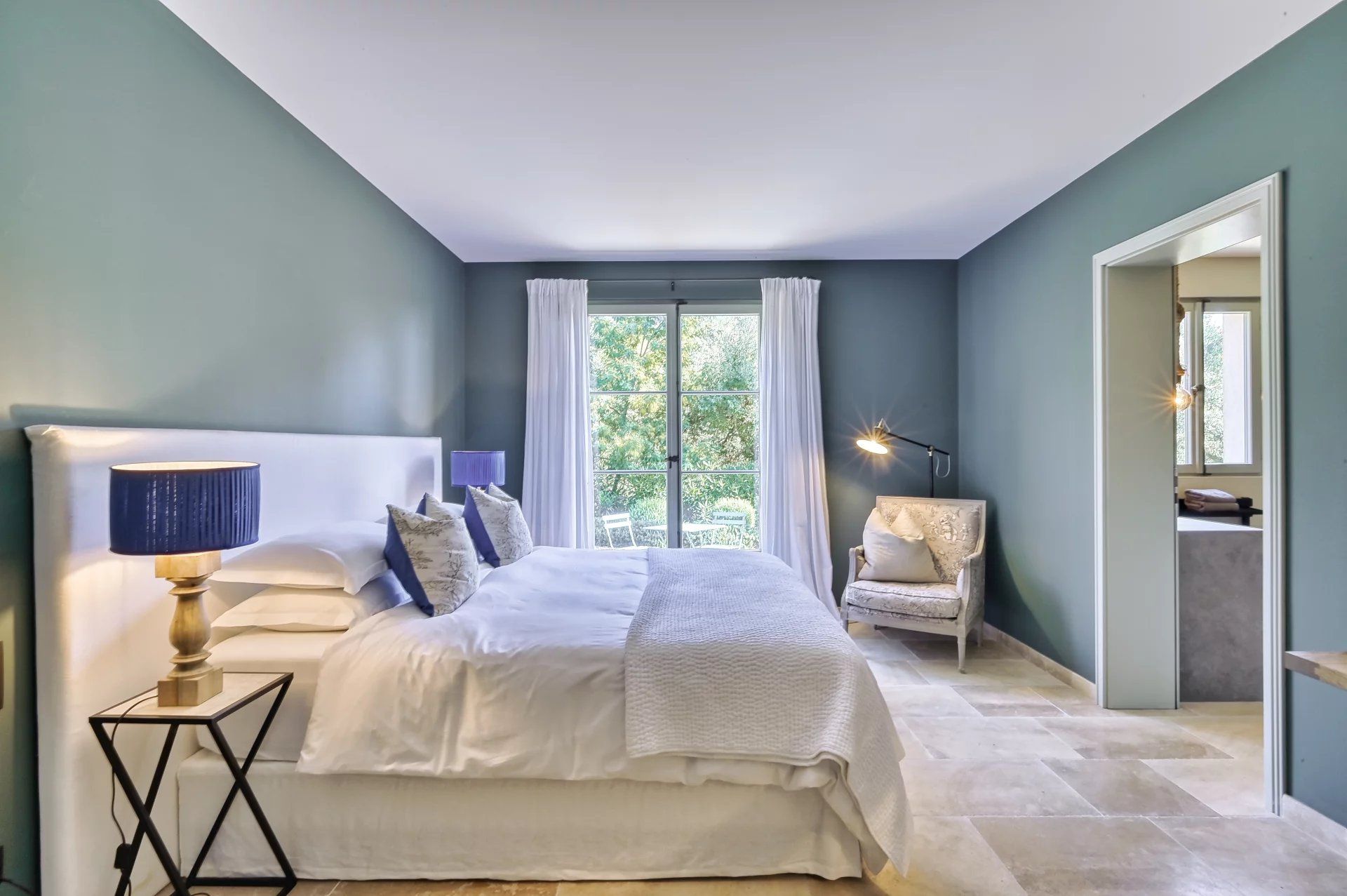 villa 5 Rooms for seasonal rent on La Croix-Valmer (83420)