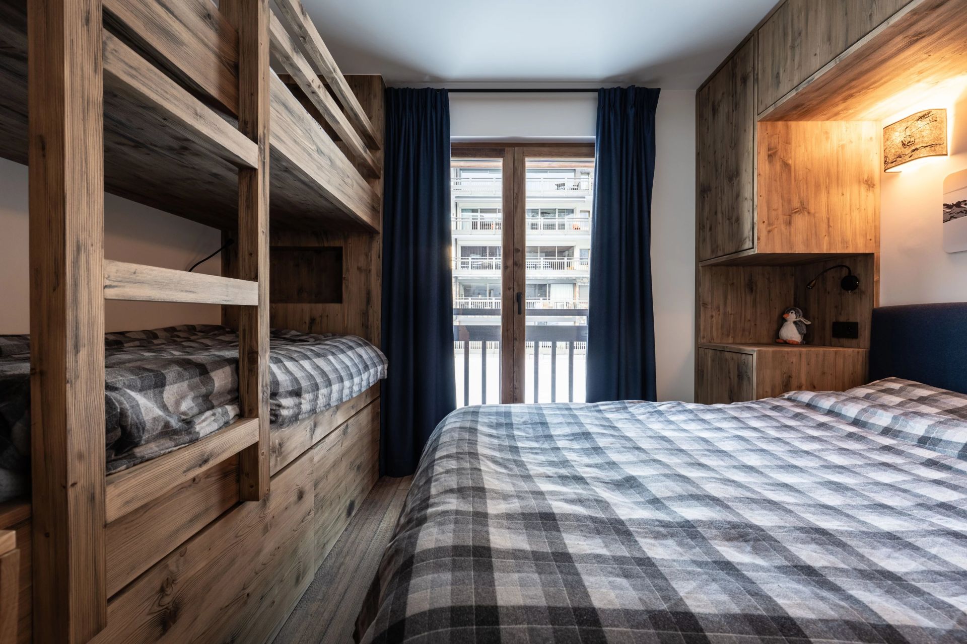 apartment 4 Rooms for sale on Courchevel (73120)