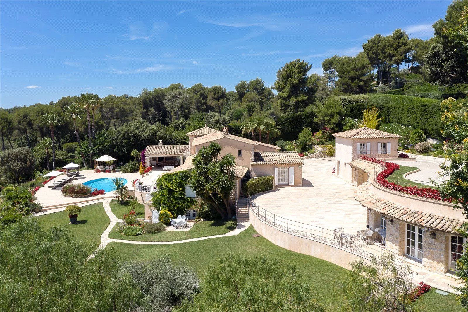 Vente Villa Saint-Paul-de-Vence 14&nbsp;Pièces 708.64&nbsp;m²