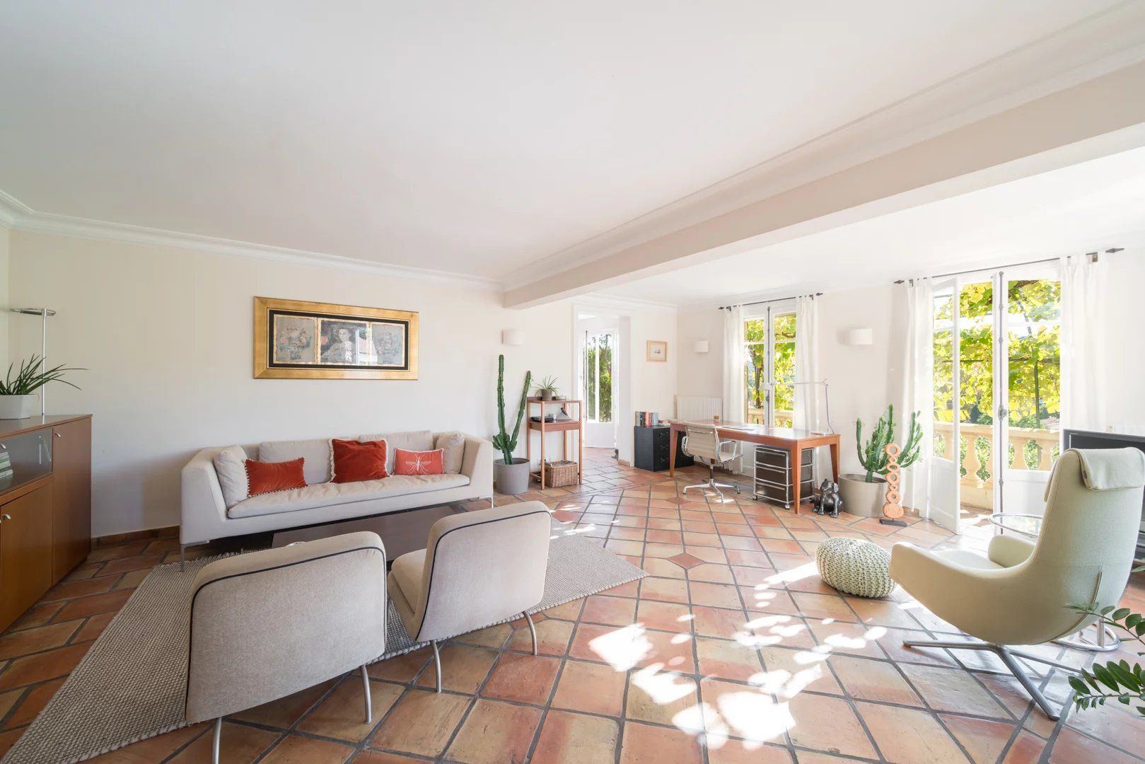 house 5 Rooms for sale on Biot (06410)