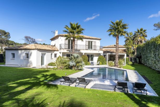 Location Villa Mougins 6&nbsp;Pièces 192.8&nbsp;m²