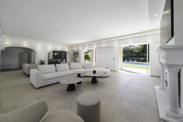 Sale Villa Valbonne 9&nbsp;Rooms 441&nbsp;m²