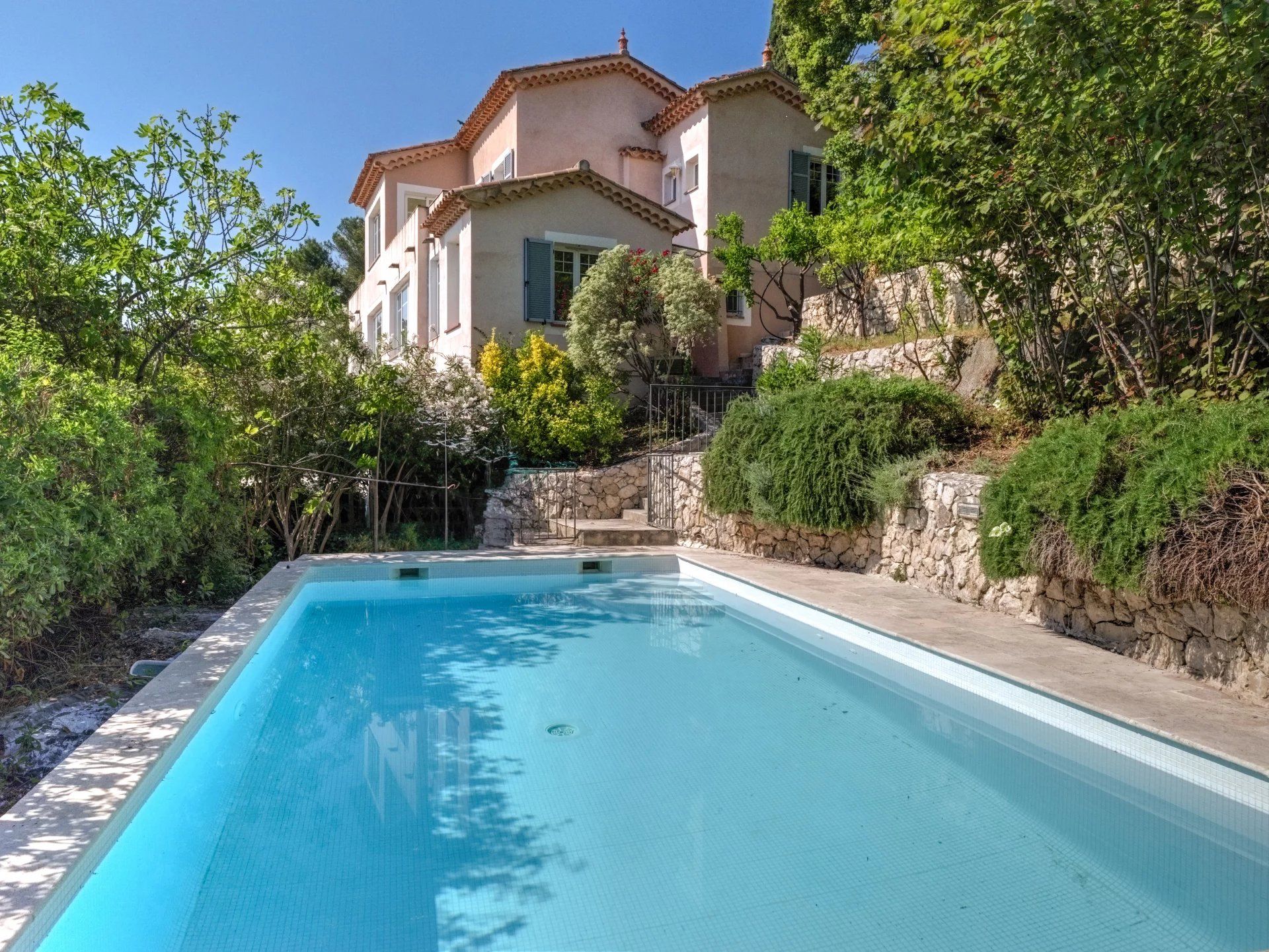 Sale Villa Villeneuve-Loubet 10&nbsp;Rooms 250&nbsp;m²