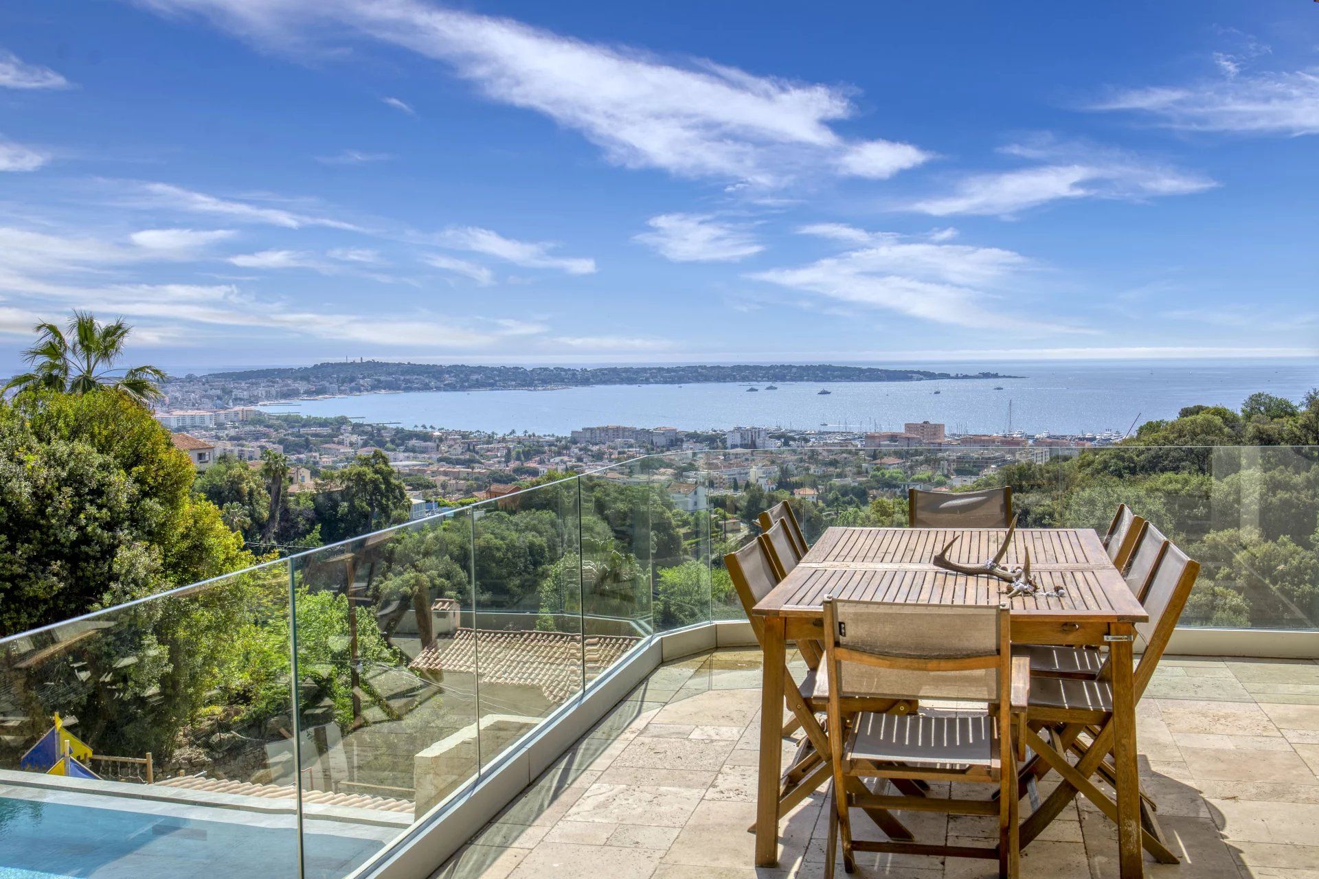 Vente Villa Golfe-Juan 6&nbsp;Pièces 229&nbsp;m²