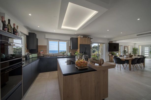 Vente Villa Golfe-Juan 6&nbsp;Pièces 229&nbsp;m²