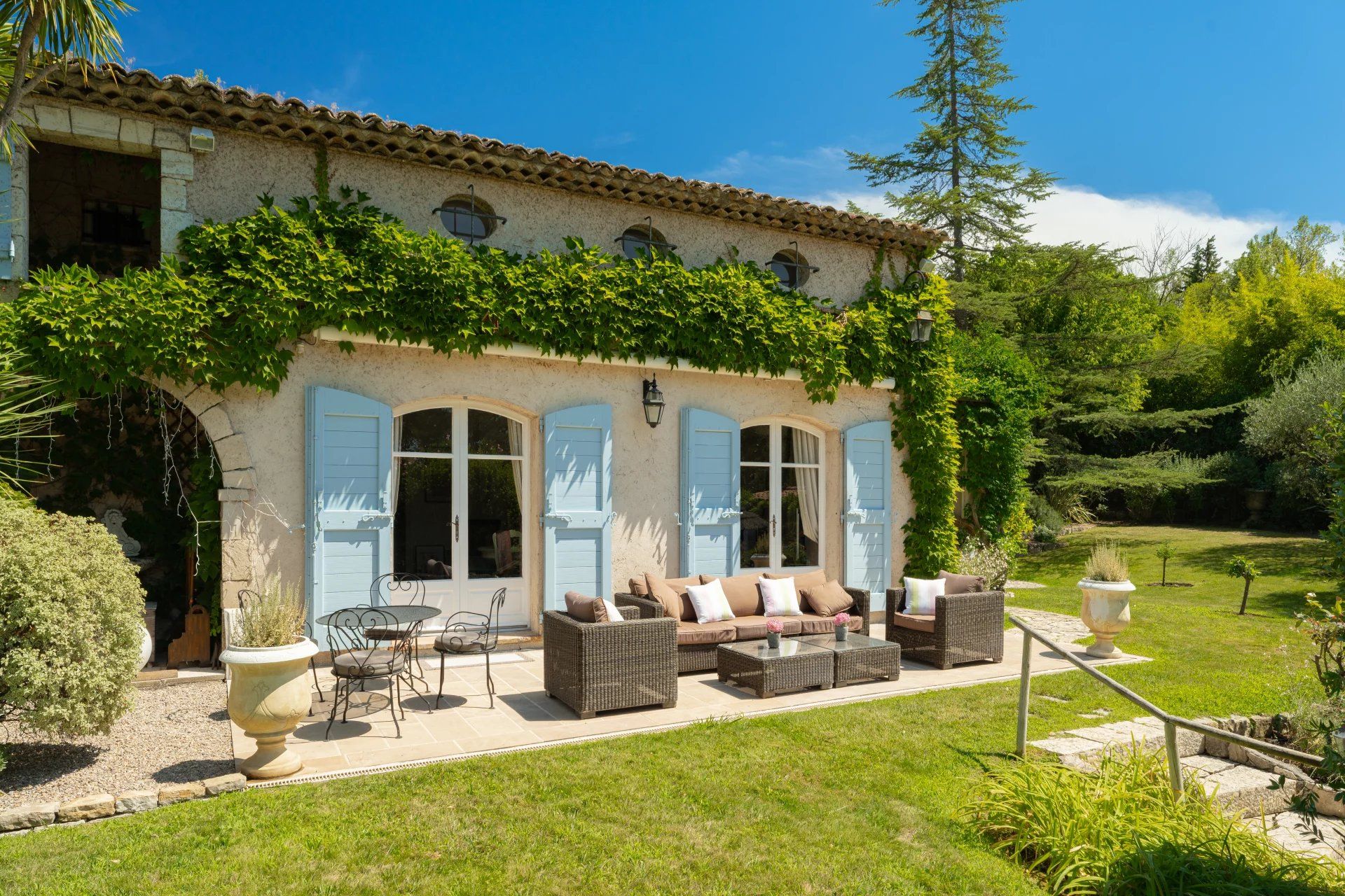 villa 11 Pièces en vente sur Valbonne (06560)