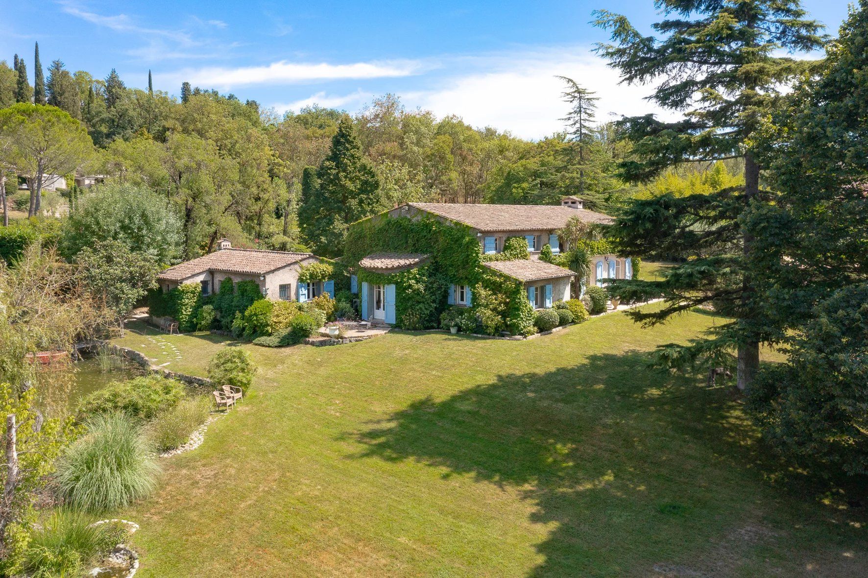 villa 11 Pièces en vente sur Châteauneuf-Grasse (06740)