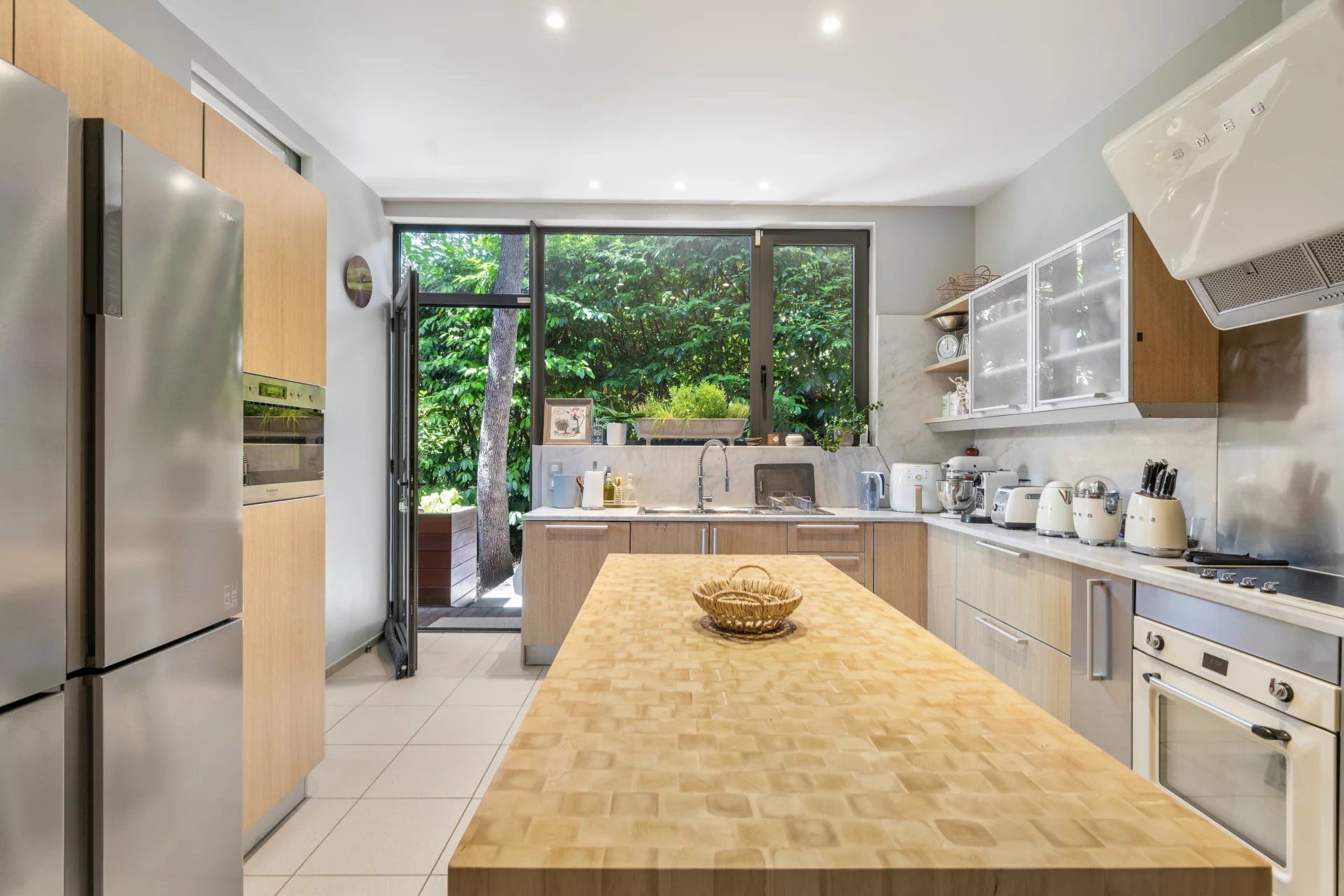 villa 7 Pièces en location saisonnière sur Saint-Paul-de-Vence (06570)