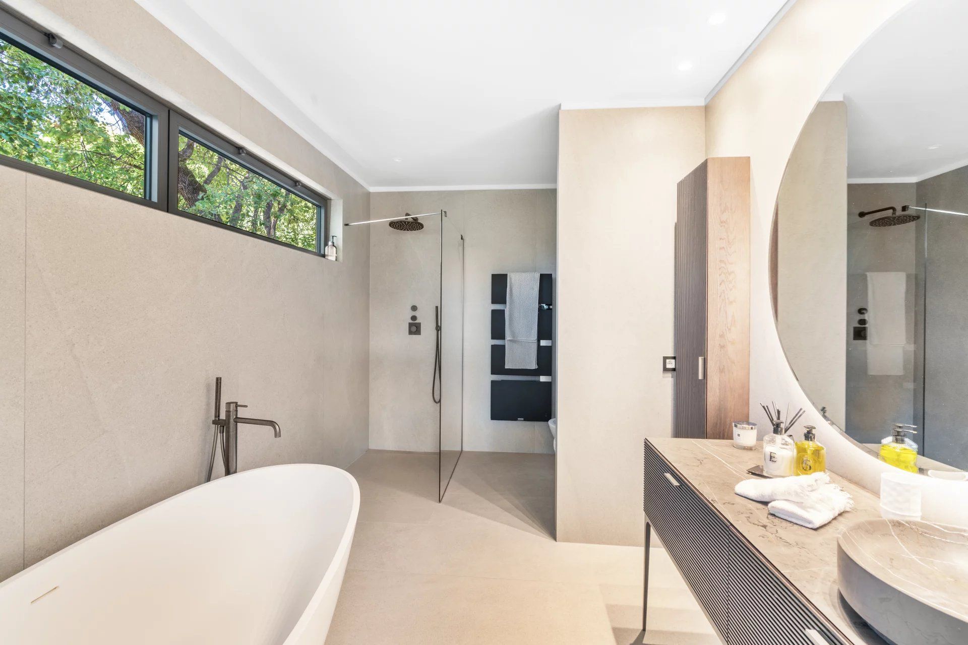 villa 7 Rooms for seasonal rent on Saint-Paul-de-Vence (06570)