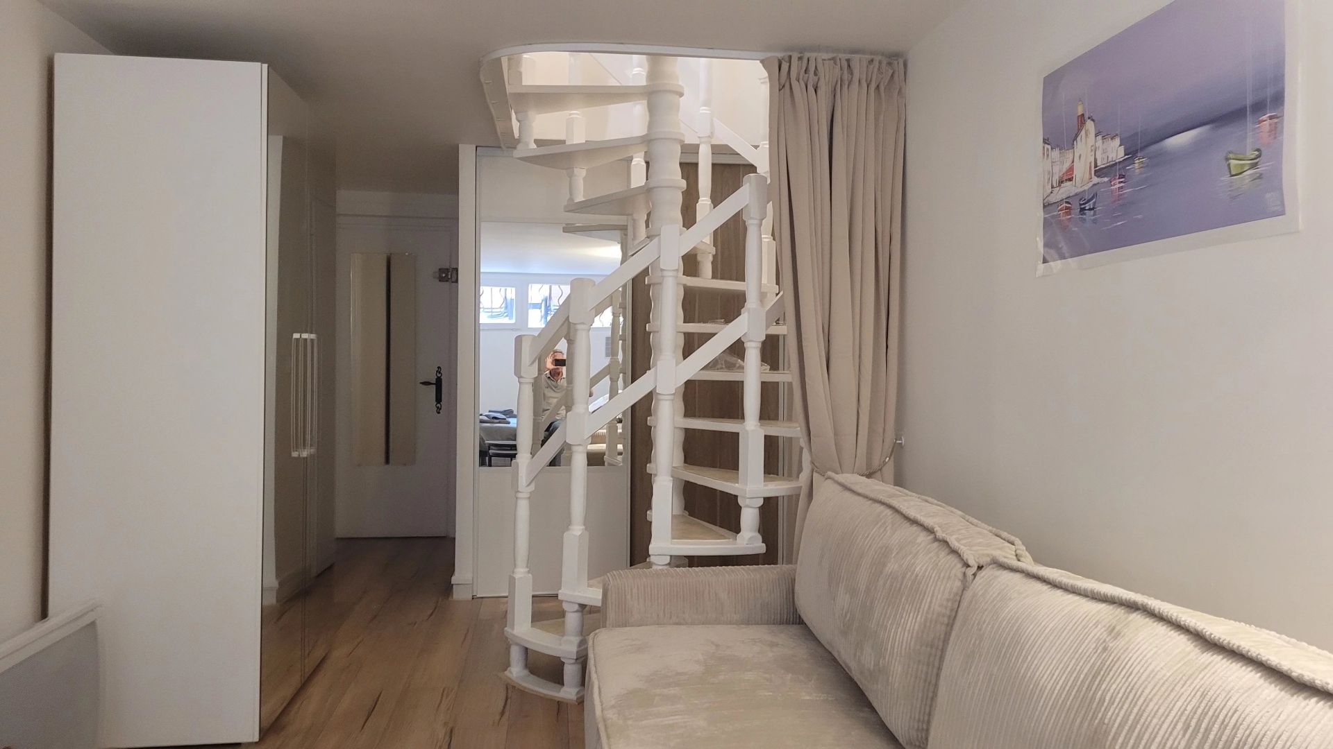 apartment 3 Rooms for sale on Saint-Tropez (83990)