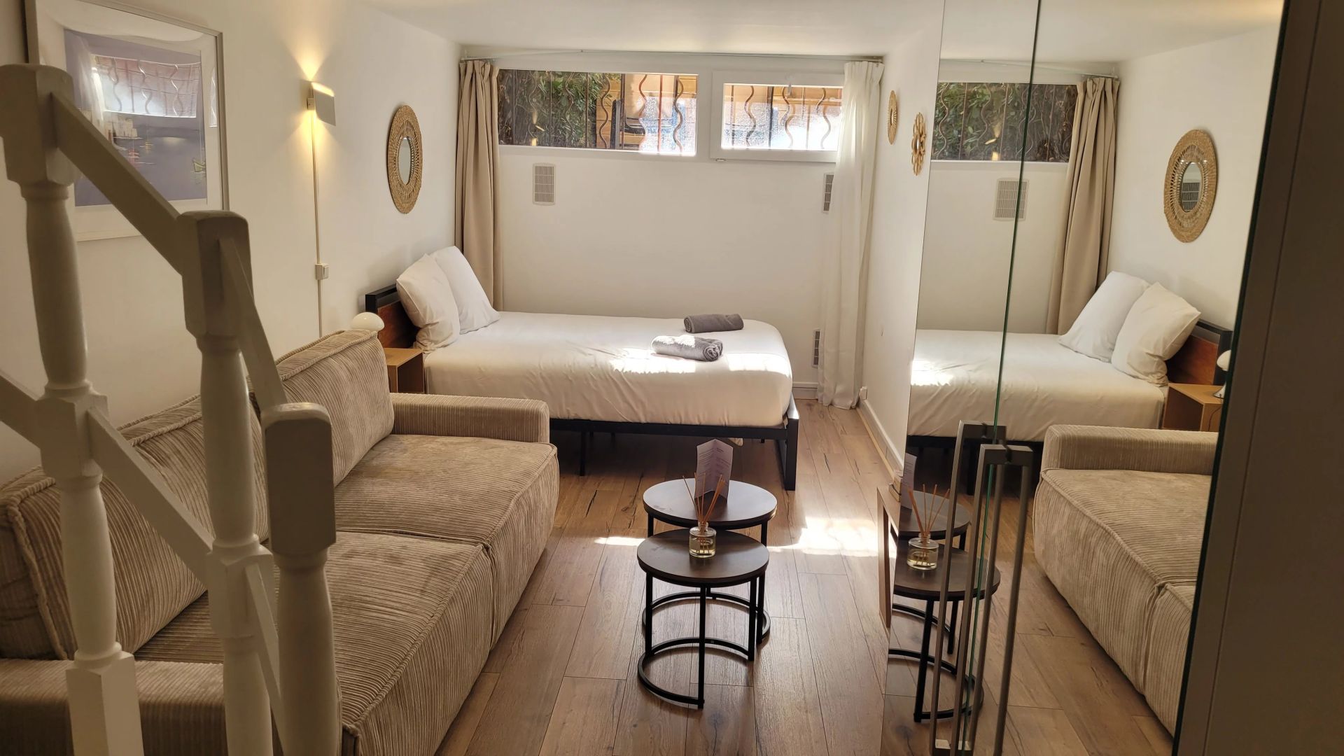 apartment 3 Rooms for sale on Saint-Tropez (83990)