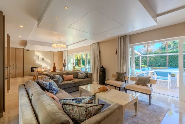 Sale Villa Antibes 7&nbsp;Rooms 323&nbsp;m²