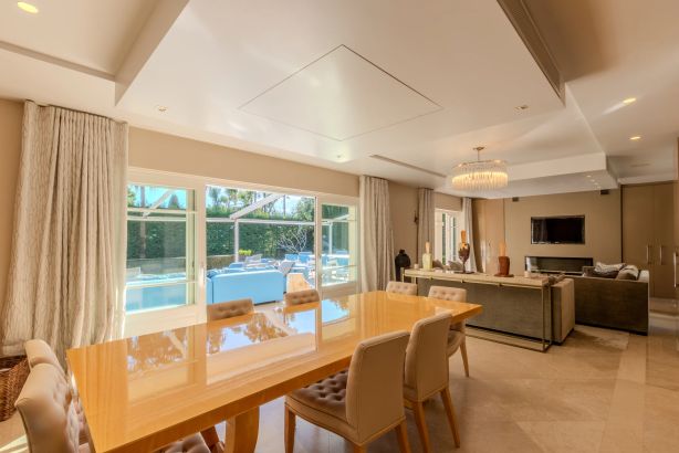 Sale Villa Antibes 7&nbsp;Rooms 323&nbsp;m²