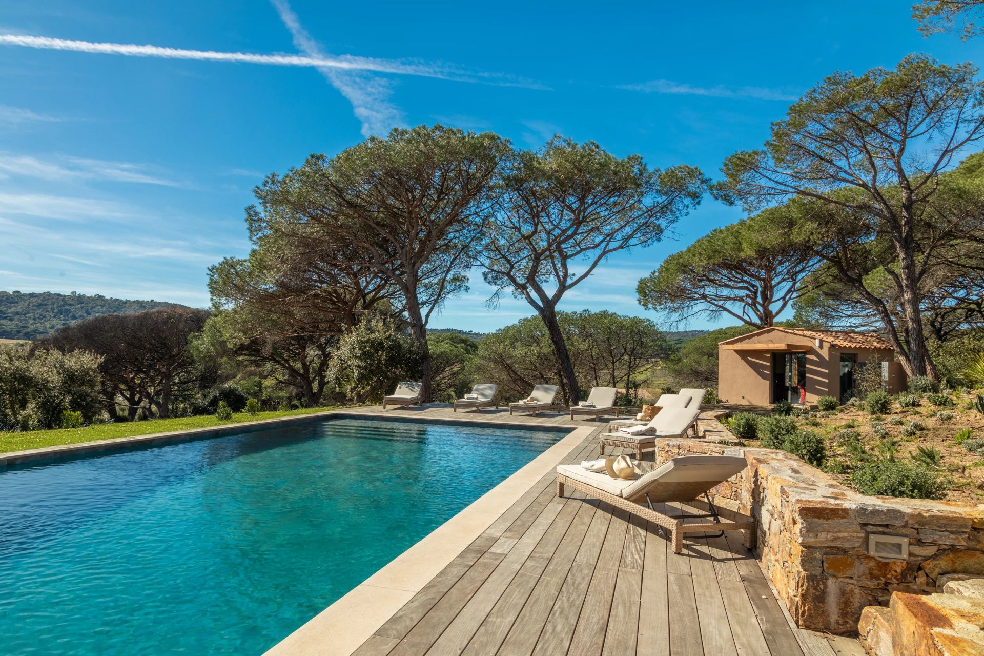 villa 8 Pièces en location saisonnière sur Saint-Tropez (83990)