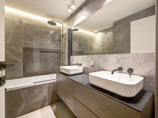 Vente Appartement Nice 5&nbsp;Pièces 132.7&nbsp;m²