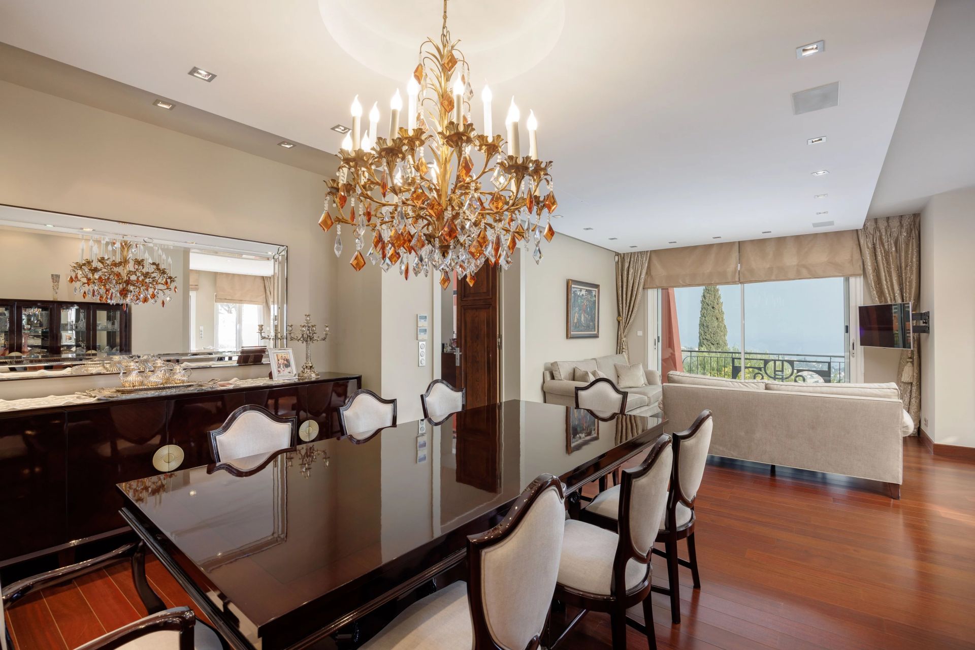 villa 10 Rooms for sale on Villefranche-sur-Mer (06230)