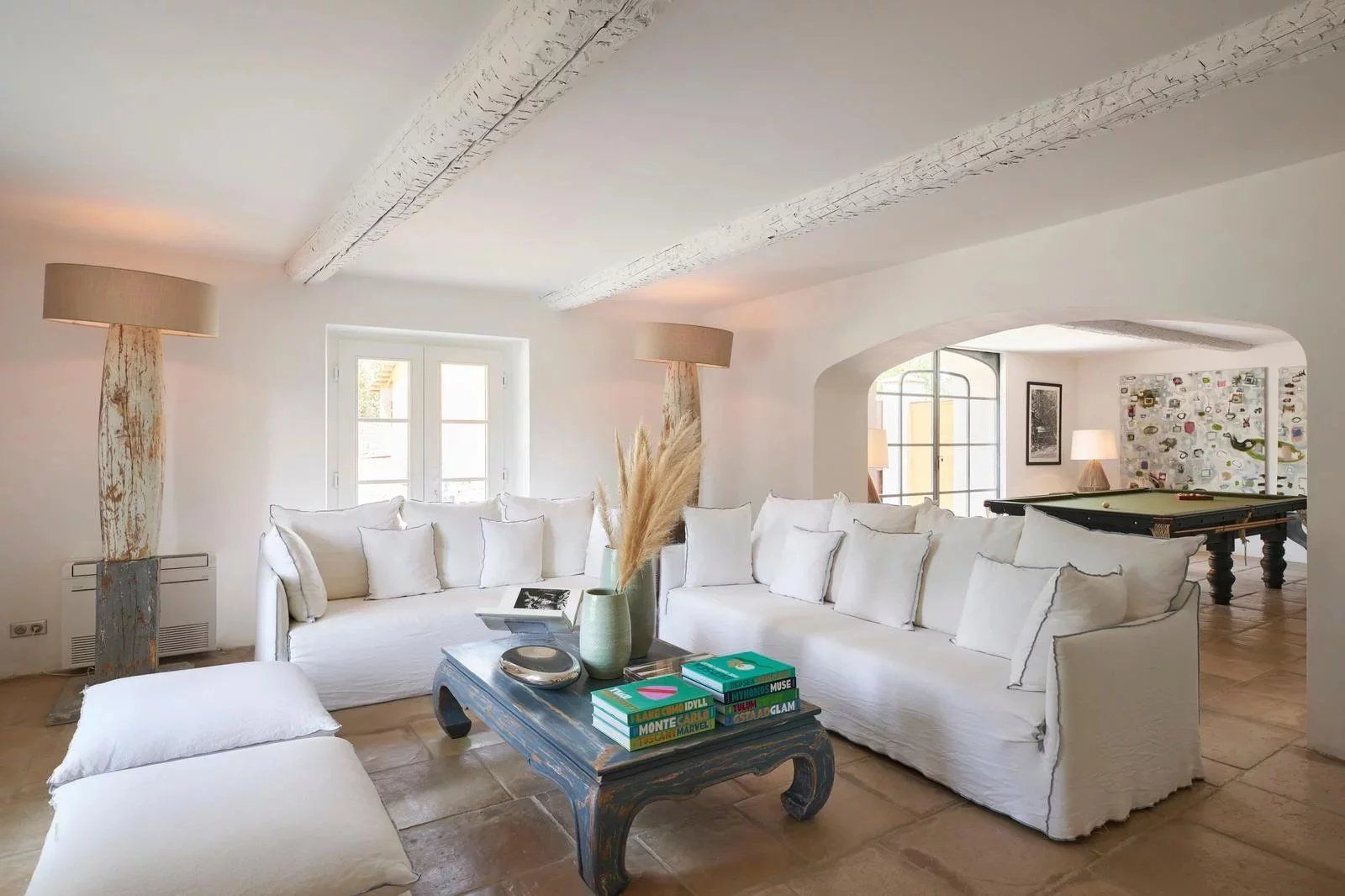 villa 8 Rooms for seasonal rent on Ramatuelle (83350)