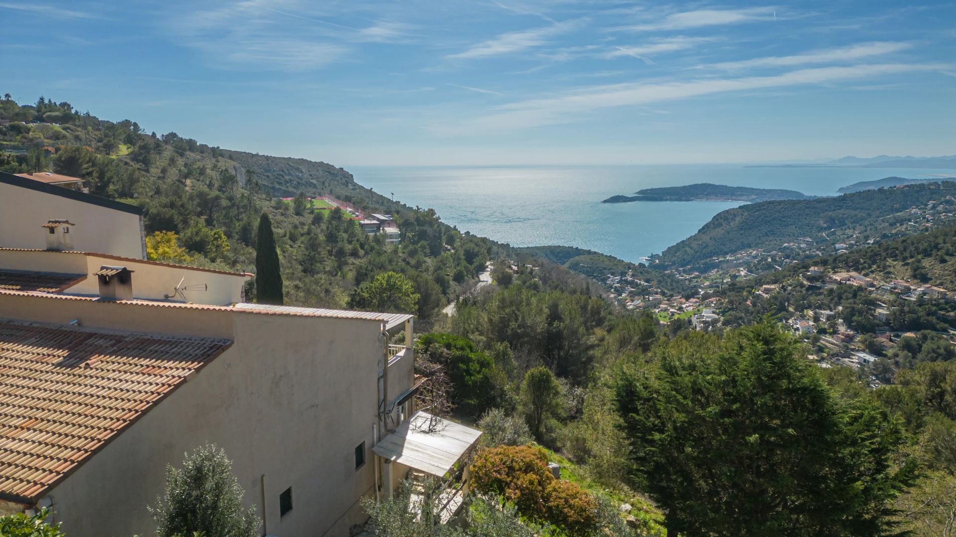 villa 4 Rooms for sale on La Turbie (06320)