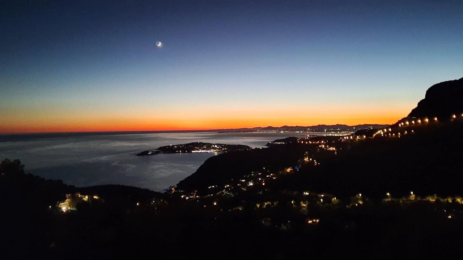 villa 4 Rooms for sale on La Turbie (06320)