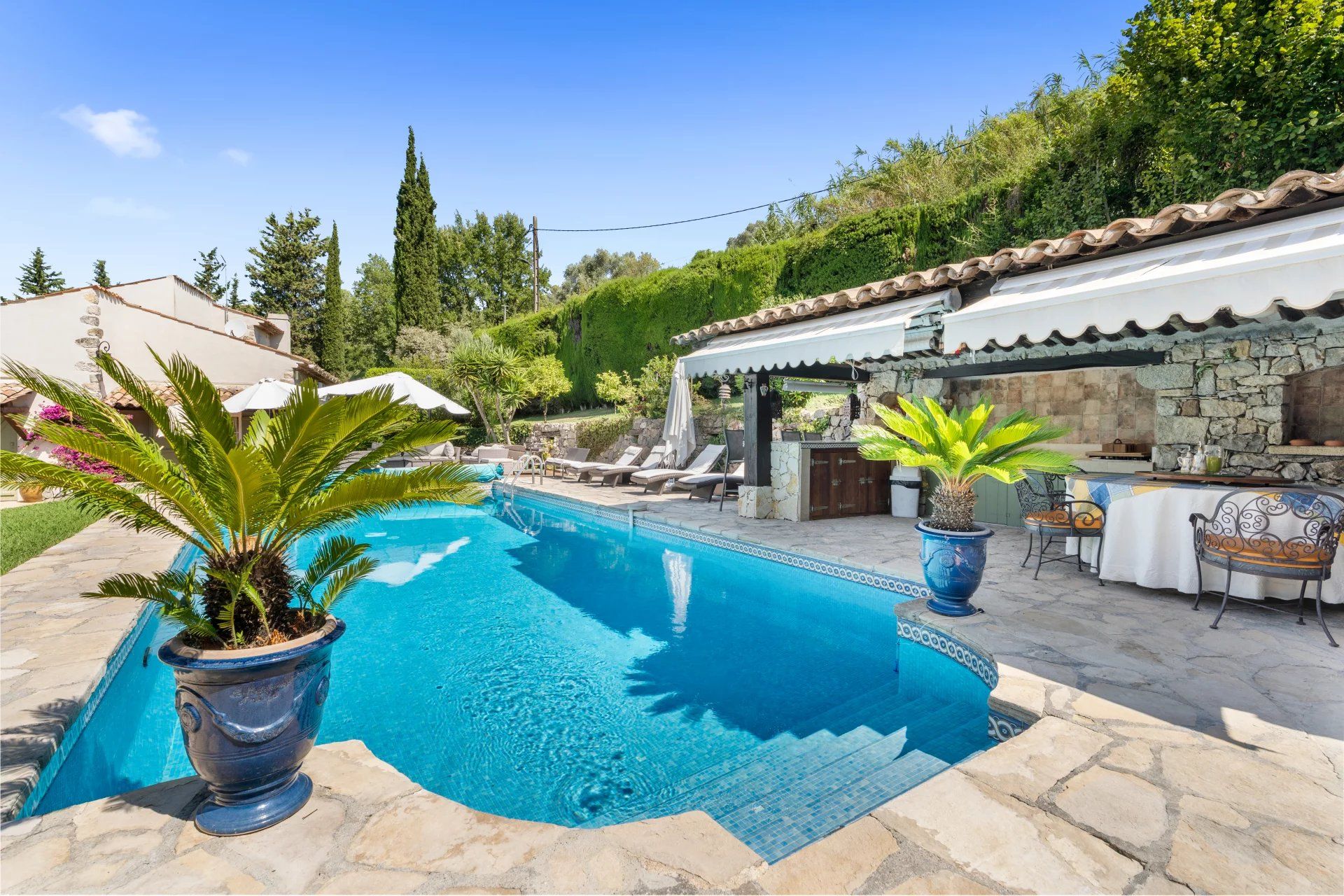 Sale Villa Mougins 6&nbsp;Rooms 243.68&nbsp;m²