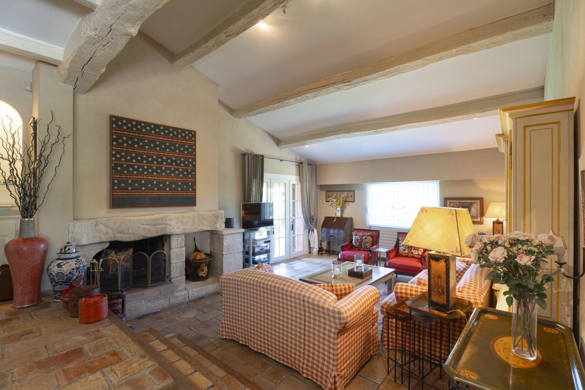 villa 6 Rooms for sale on Mougins (06250)