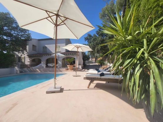 Sale Villa Saint-Raphaël 7&nbsp;Rooms 240&nbsp;m²
