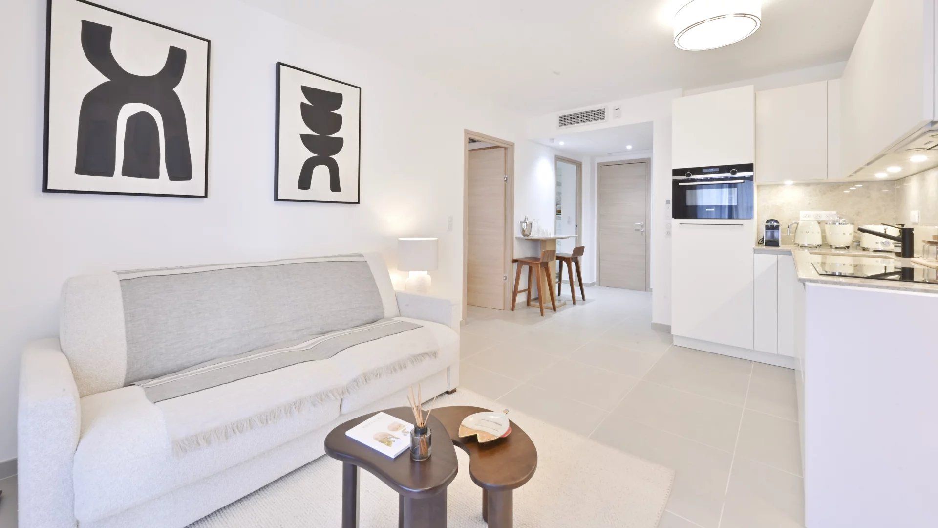 apartment 2 Rooms for seasonal rent on Saint-Tropez (83990)