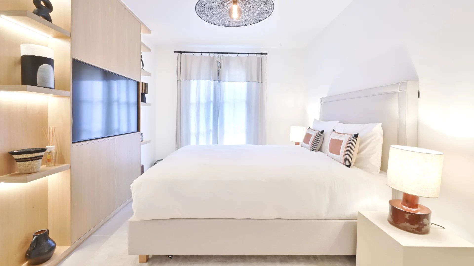 apartment 2 Rooms for seasonal rent on Saint-Tropez (83990)