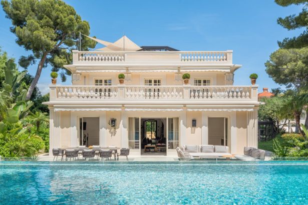 Location saisonnière Villa Roquebrune-Cap-Martin 8&nbsp;Pièces 430&nbsp;m²