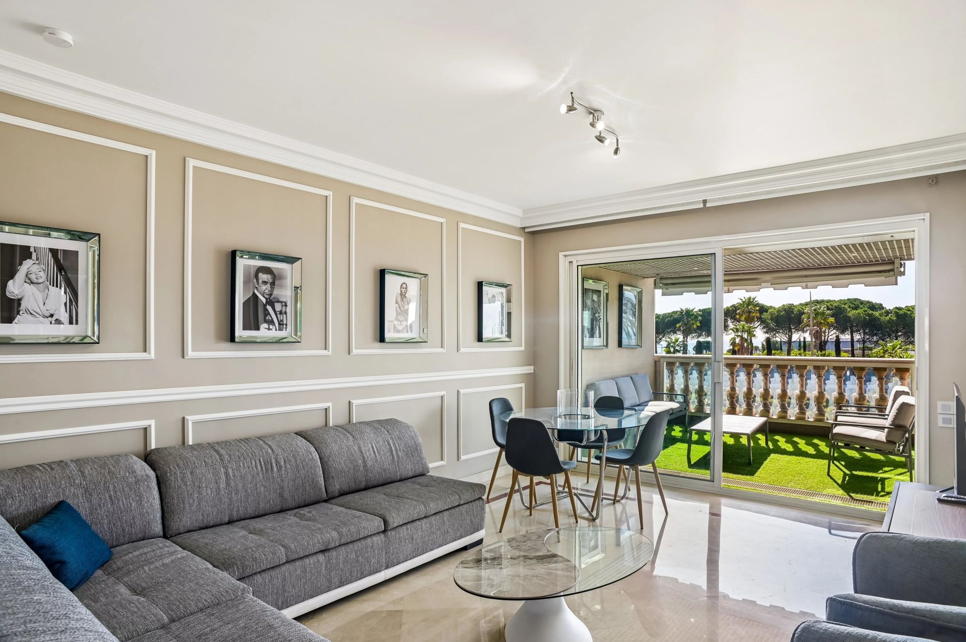 apartment 2 Rooms for sale on Vallauris (06220)