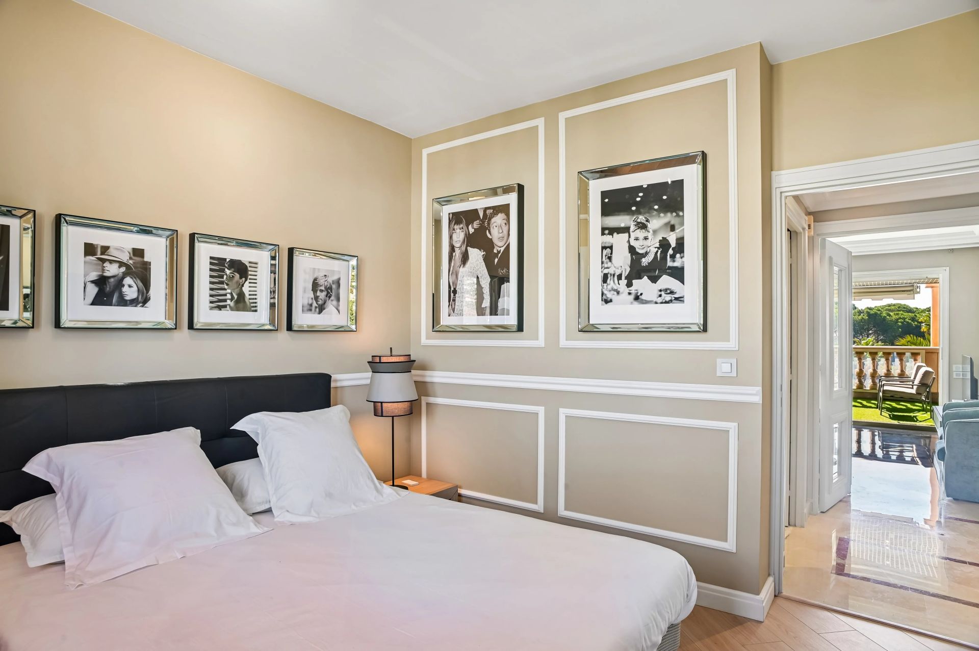 apartment 2 Rooms for sale on Vallauris (06220)