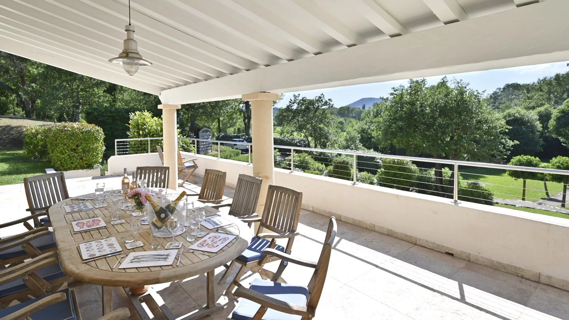 Sale Villa Cogolin 6&nbsp;Rooms 201.99&nbsp;m²