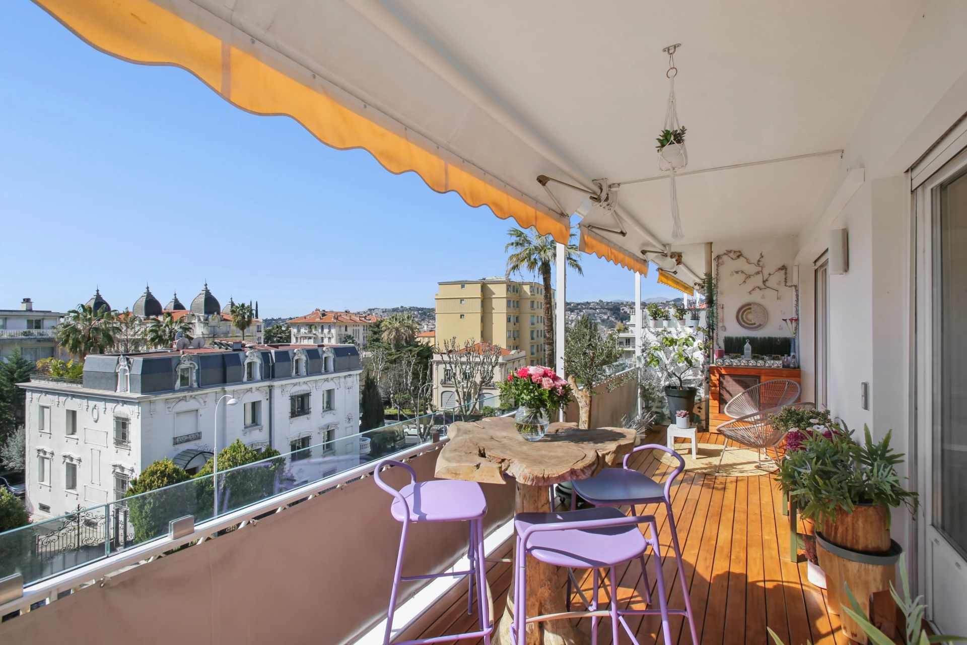 apartment 4 Rooms for sale on Nice (06000)